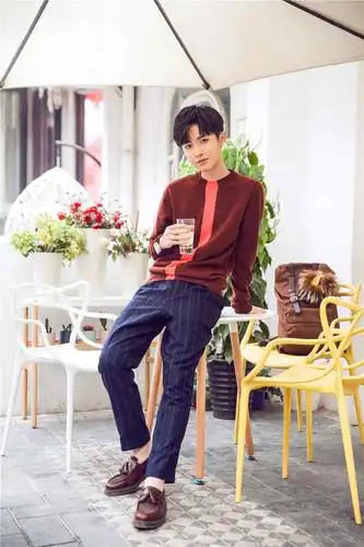 张逸杰帅气写真图片张逸杰图片