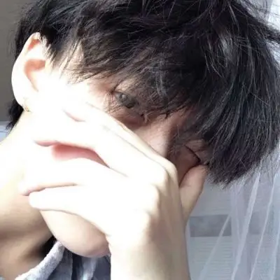 高冷成熟帅气男生双人头像我怀里差个你