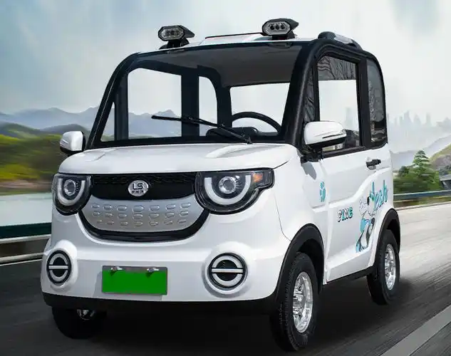 适合老年人的3款电动四轮车,有空调,能接娃,起步价不到5000元