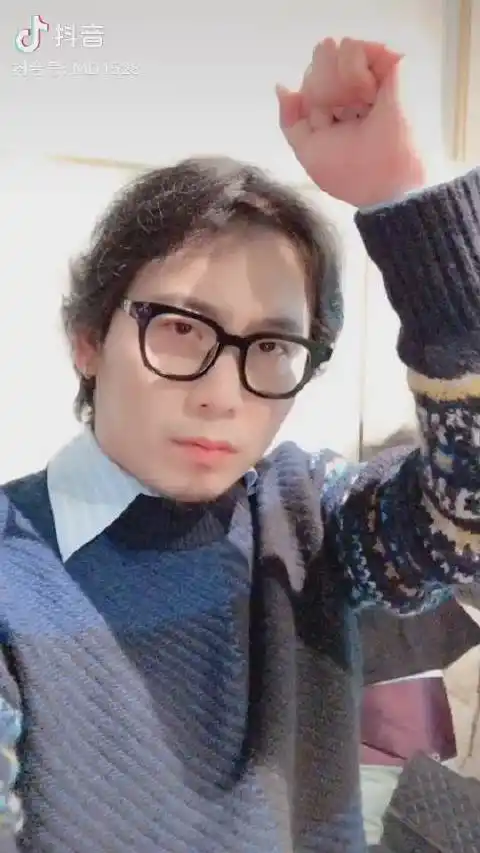 这是第四个818了,正因有大飞,阿卓的陪伴,老大走的更远,希望你们