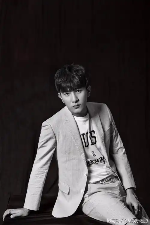 艺乐杂志专访大左:人生无需过早设定