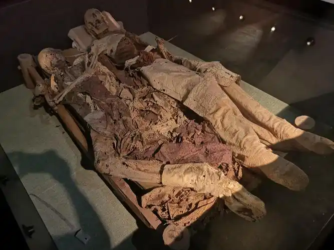 吐鲁番博物馆藏的古代干尸年代从3000多年到清代不等