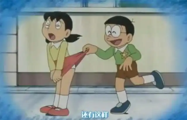 四个少儿不宜镜头,熊大反复偷东西,大雄掀裙子!