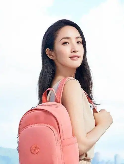 林依晨不会老的吗?37岁还这么有少女感,休闲穿搭照样很漂亮|牛仔裤|阔