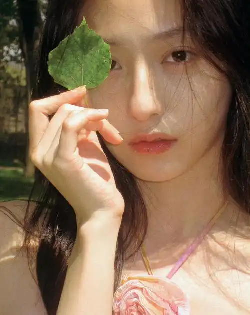 程潇腿骨折vs胡连馨刚进组##程潇胡连馨一个腿骨折一个刚进组