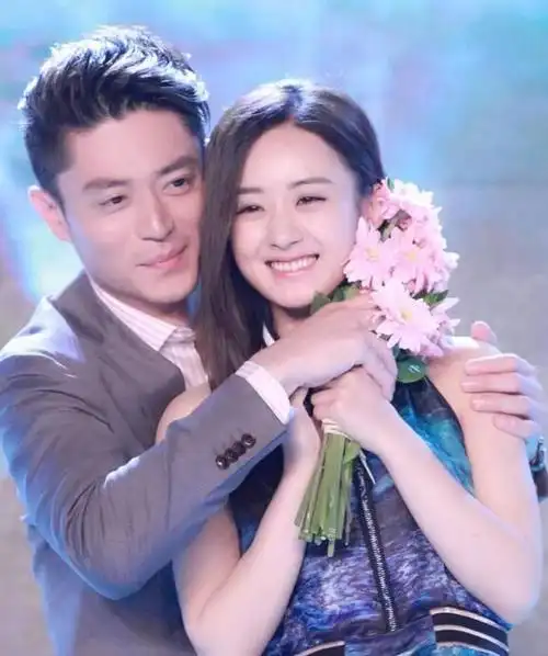 霍建华听到问题后直接否认,并表示与赵丽颖的合作一开始就非常顺利