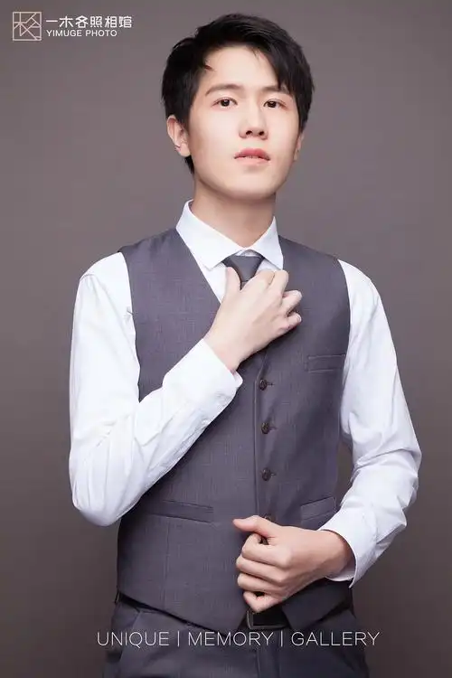 一木各 · 男士职业形象照