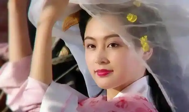 2,貂蝉扮演者陈红