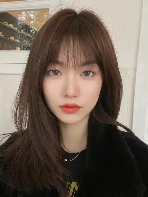 黄皮肤适合染的显白发色