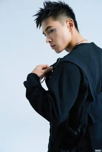 欢娱影视演员洪尧size潮流生活大片今日发布