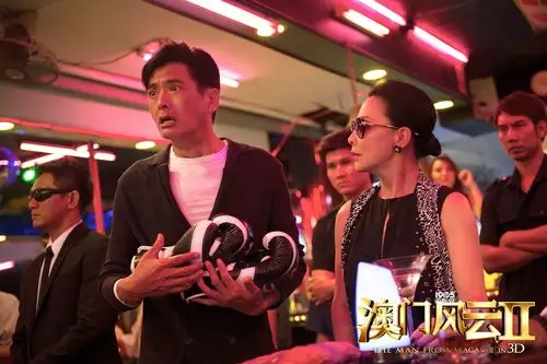 《澳门风云2》春节特辑 周润发张家辉"接吻"_华语制造_图集_电影网