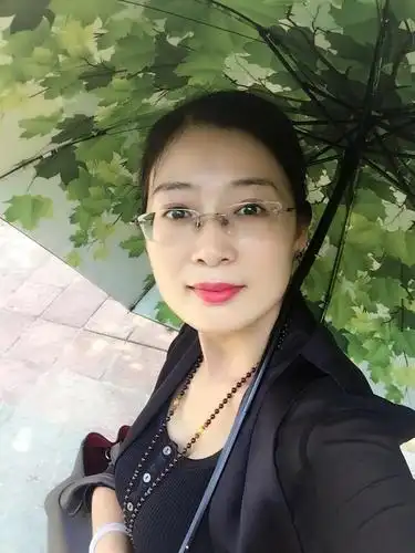 33岁离异女征婚照片(id:105855806)_福建厦门征婚交友_珍爱网
