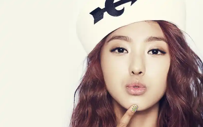 sistar成员尹宝拉写真高清壁纸