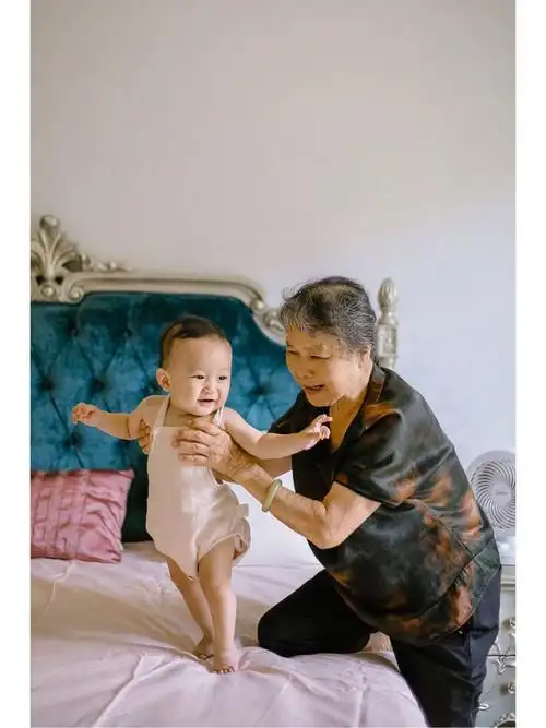 家庭摄影师李颖萍乡上门拍照|萍乡全家福|萍乡老人拍照|萍乡家庭照