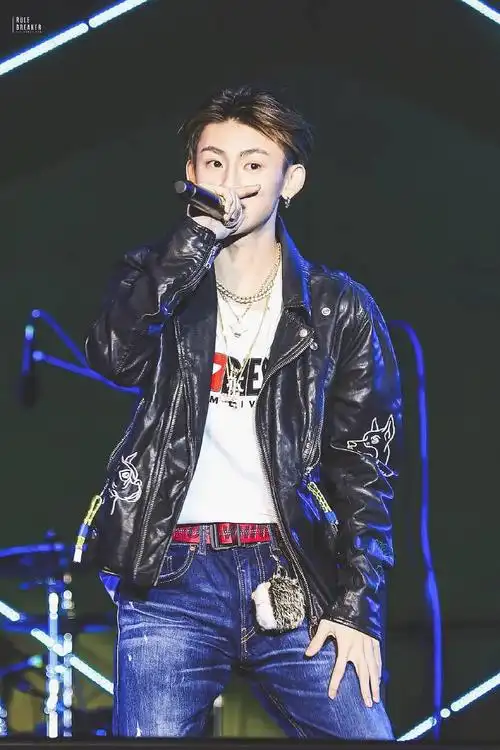 小鬼王琳凯unicorn