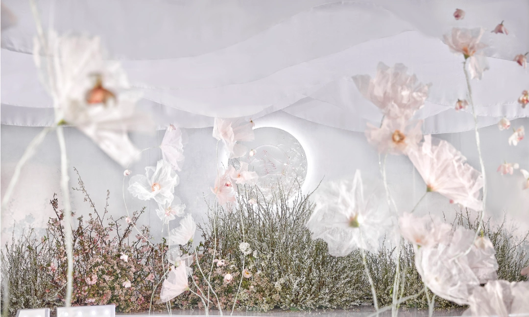 原创低调简约的日式求婚现场现代风格的高级感留白