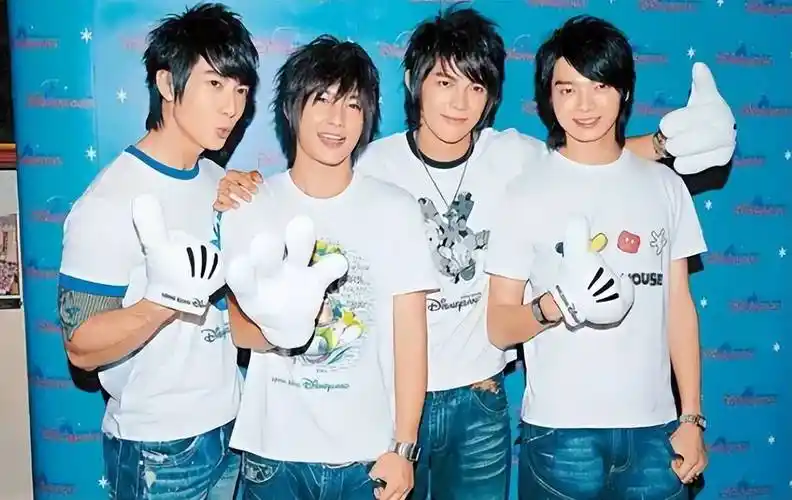 汪东城回应吴尊飞轮海演唱会之事,暗示不会再和炎亚纶同台_重聚_网友