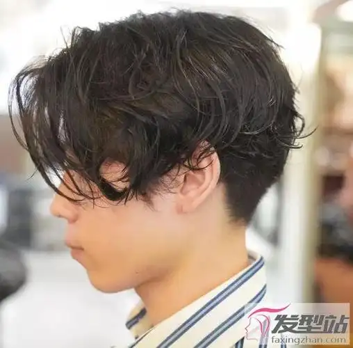 2021潮男必备烫发推荐 这么烫发尽显型男魅力_发型站_最新流行发型