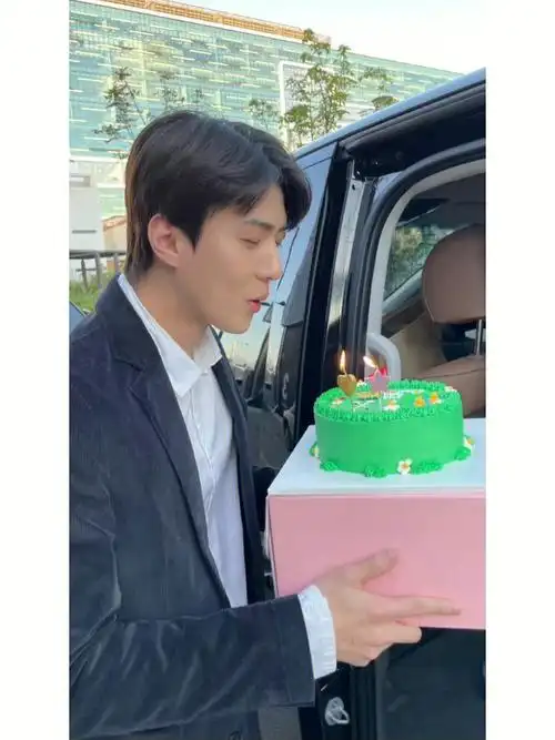 0412吴世勋生日快乐