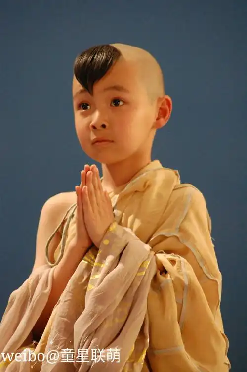 更多童星资讯,剧照,音乐,写真欢迎订阅"童星联萌"查看往期新闻.
