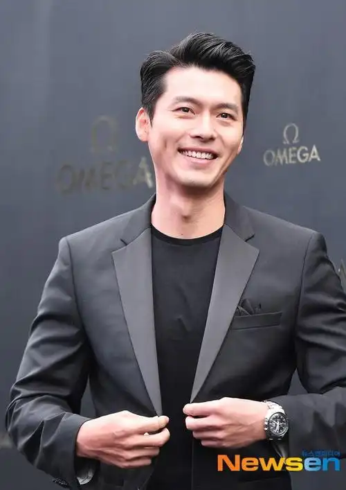 玄彬最新活动照曝光名品外貌狙击女心组图3