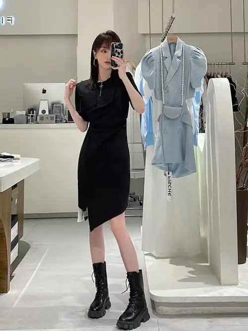 设计师女装夏天连衣裙显瘦穿搭