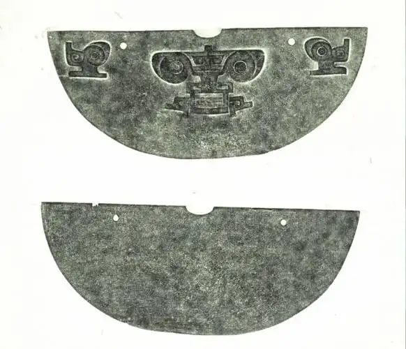 良渚文化玉器中琮,璧,钺居多,其造型宏大雄浑,风格严谨深刻,纹饰以