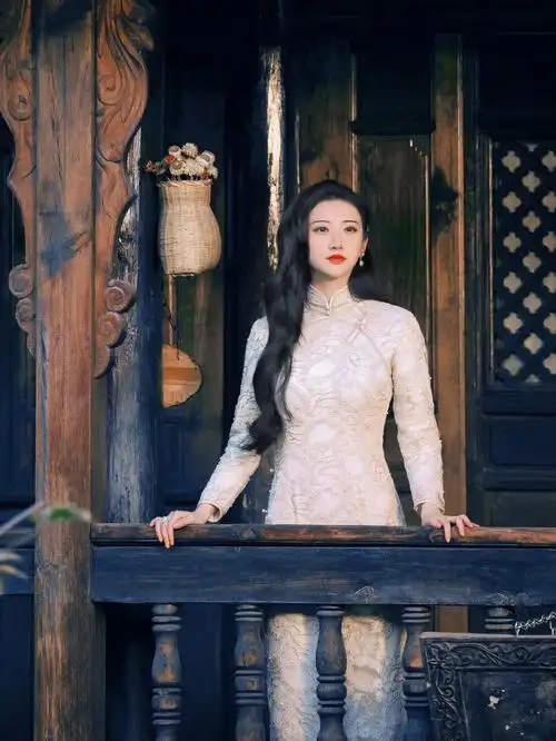 4影视剧分析司藤世人皆为情所困