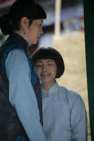 罗海琼新浪娱乐讯 由陈坤,李小冉,罗海琼等主演的42集电视剧《故梦》