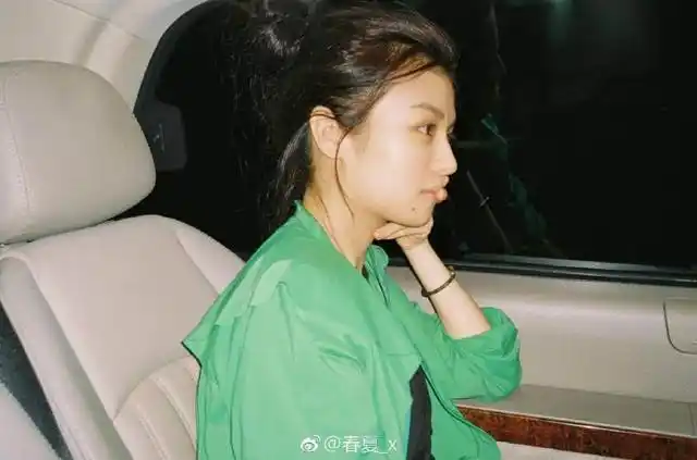 春夏微博晒日常照网友评价这才是最真实的素颜照