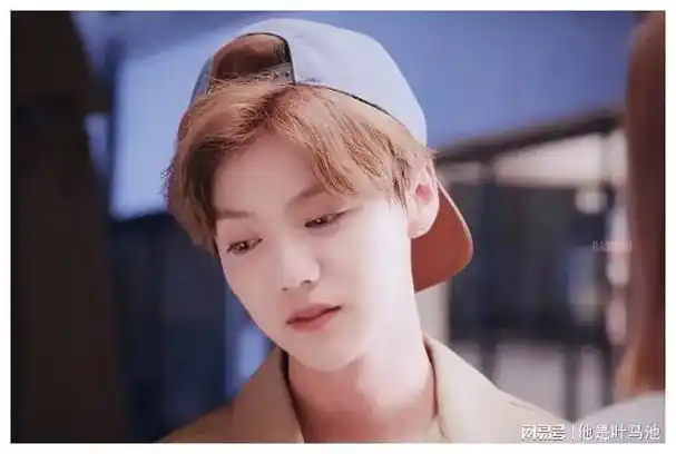 鹿晗关晓彤恋爱8年因为这个原因没有结婚