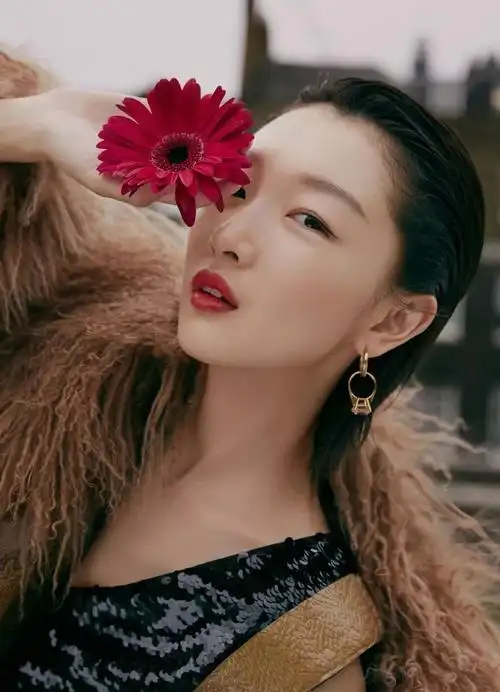 周冬雨的照片(周冬雨最美的一张图片)