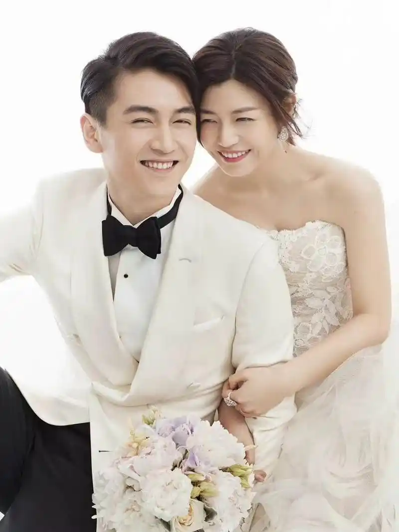 越来越有夫妻相了.陈晓/陈妍希.