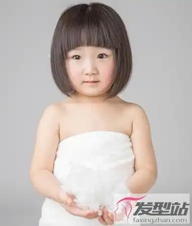 适合小女孩的短发发型短直发更显乖巧可爱个性