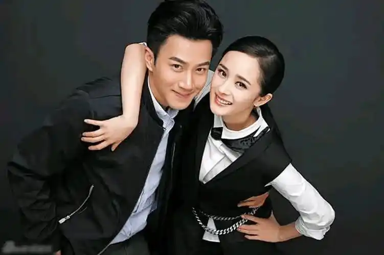 刘恺威生病住院,杨幂默默守护家庭照顾小糯米,网友热议复婚可能