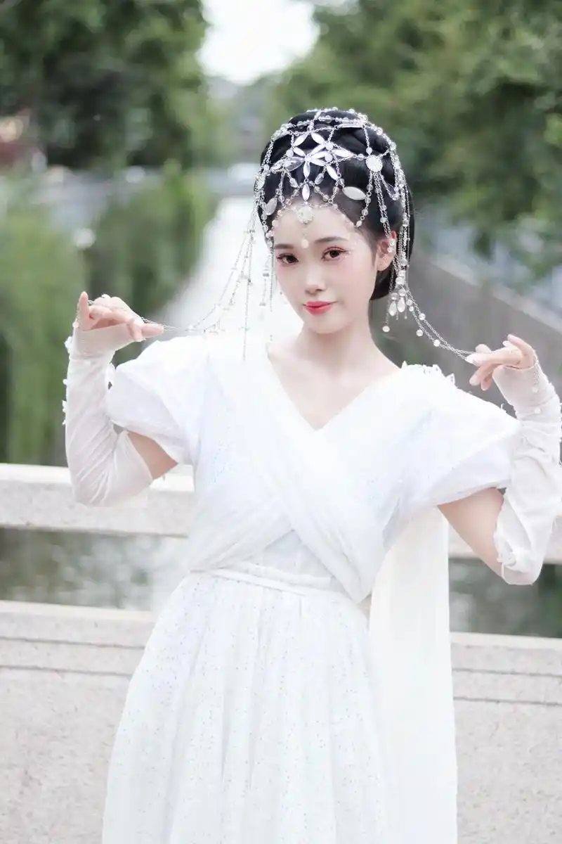 "夕瑶永远的白月光"#夕瑶 #古风 #古装 - 抖音