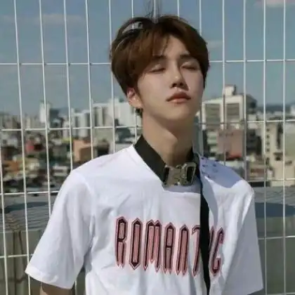 帅气正脸男生头像