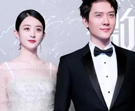 港媒体曝光赵丽颖怀二胎疑似要结婚,冯绍峰推掉工作陪着她去片场