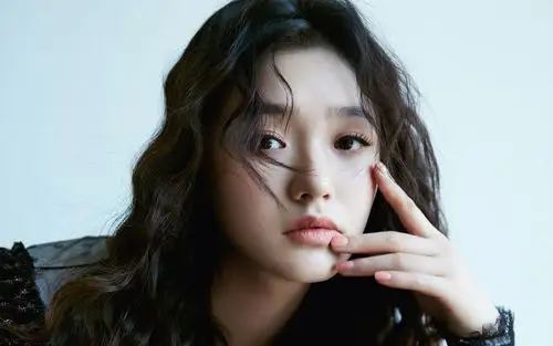 林允时尚性感写真,清新少女,轻熟女性!