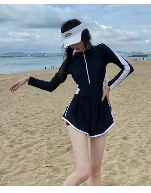 袖长拼色:图案带胸垫无钢托:是否带钢托带胸垫连体平角泳衣:款式其他