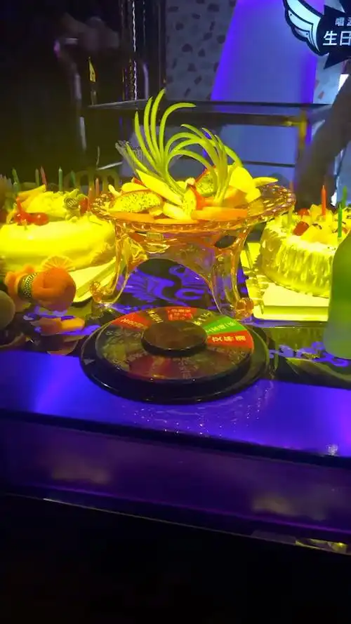 全民ktv#什么情况 那么多蛋糕