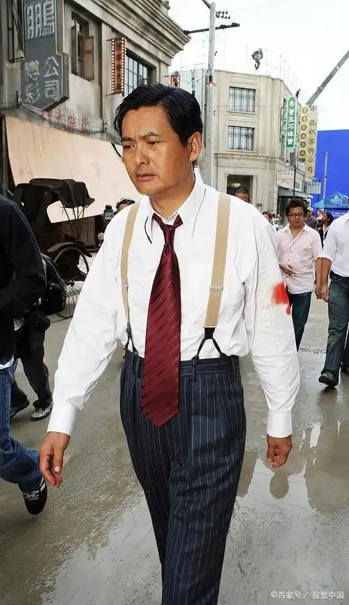 周润发的成名之战——《英雄本色》