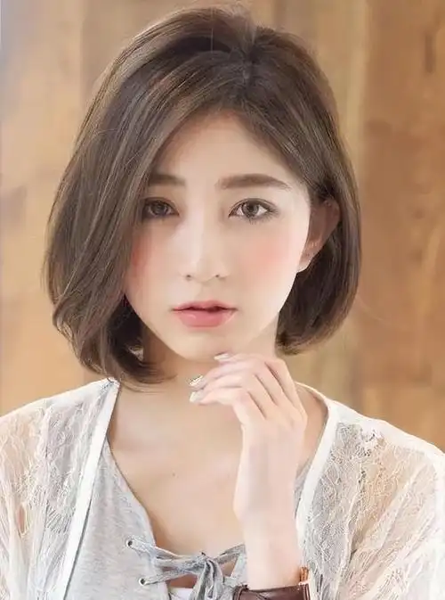 圆脸适合什么发型女(圆脸适合什么发型女短发)-天晟网