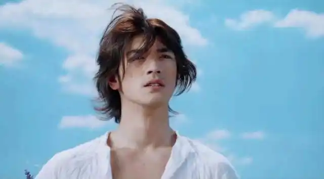 《薰衣草》:金城武这是什么神仙颜值,一身天使装扮迷倒了无数人