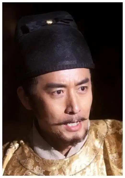 李世民扮演者现状最帅版61岁白发复出郑国霖沦为18线