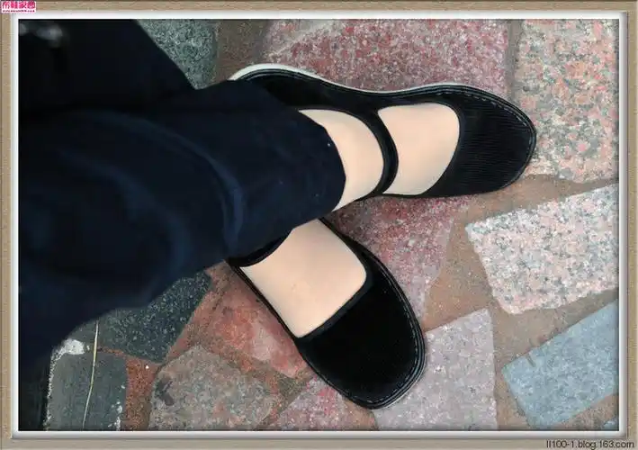 【布鞋情怀】布鞋美腿诱惑同样给力(一带式白边布鞋)(145p)