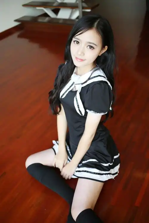 美女toro羽住大胆制服情趣诱惑美女图片[5/9]_美女写真_美桌网