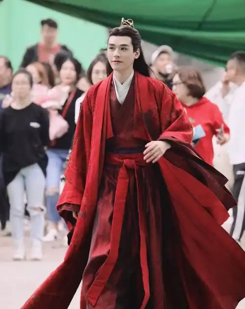 山河令红衣温客行:不愧是封神图片~_高清图集_新浪网