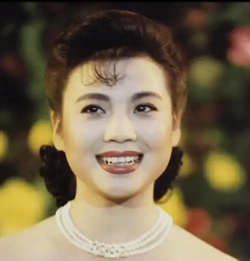 回顾张也虽没结婚但不代表没伴侣女人一生不该只有婚姻