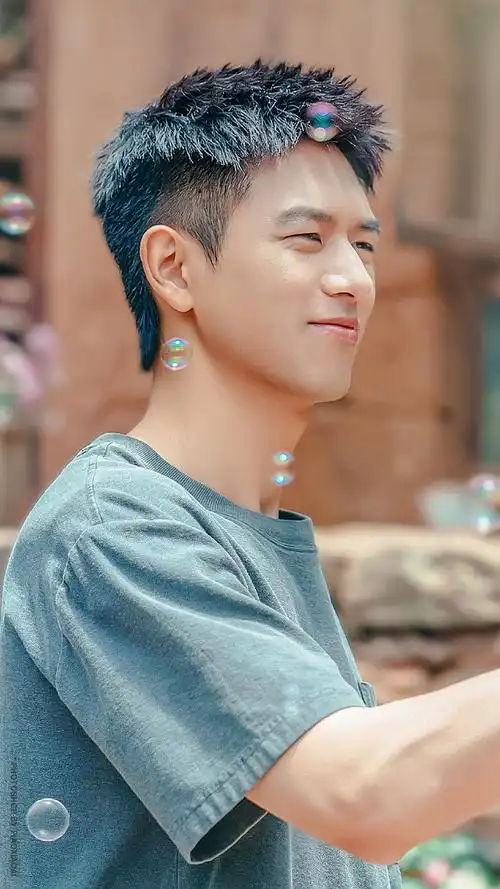 谢总的高清帅照#李现谢之遥#.#李现去有风的地方